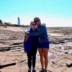 Meet your Posher, Carrie